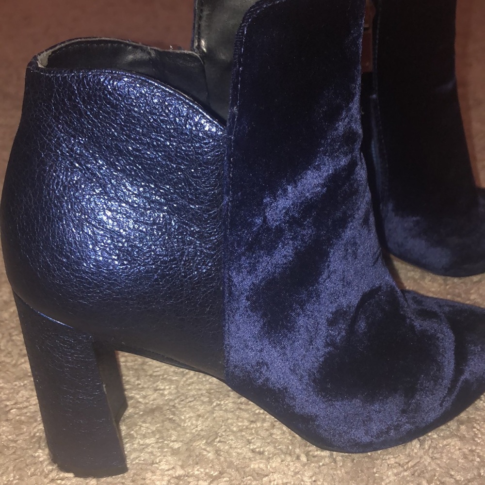 COPY - Marc fisher blue ankle boots size 6.5